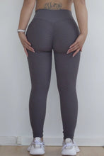 curve sculpting leggings, textured butt yoga leggings, ruched leggings, butt hugging leggings, bum scrunch leggings, grey textured butt yoga leggings, Instagram leggings