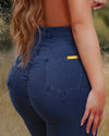 Super comfortable, stretchy and curve accentuating designed to sculpt your bum. High waistband that gives you a waist cinching affect, moulding it in all the right places. Looks like a traditional straight leg denim pant but in the worlds most comfortable Denim fabric